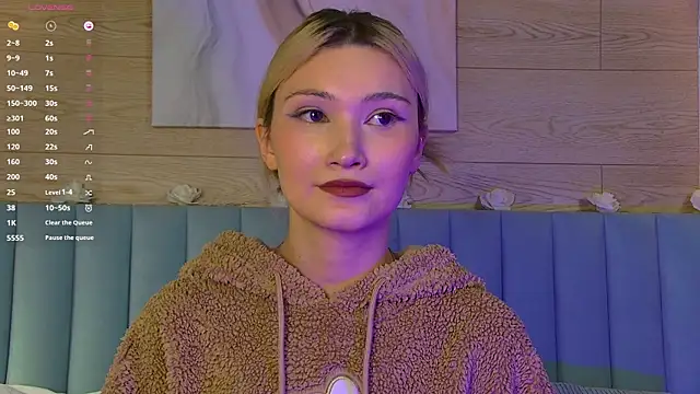 CarolReeves online show from February 23, 1:10 pm