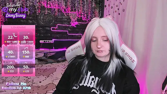 EmmyBunny online show from February 10, 5:41 pm