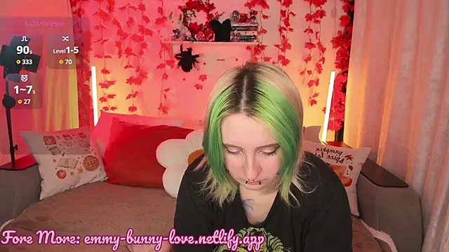 EmmyBunny online show from September 28, 3:17 pm