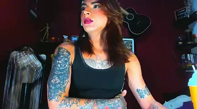 Snapshot of dariell_smokesexx chatting on March 17, 12:25 pm dariell smokesexx online show from March 17, 12:25 pm