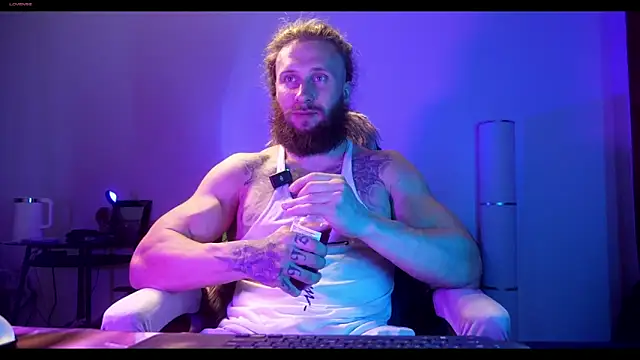 Snapshot of rusbigpaul chatting on September 20, 7:15 pm rusbigpaul online show from September 20, 7:15 pm