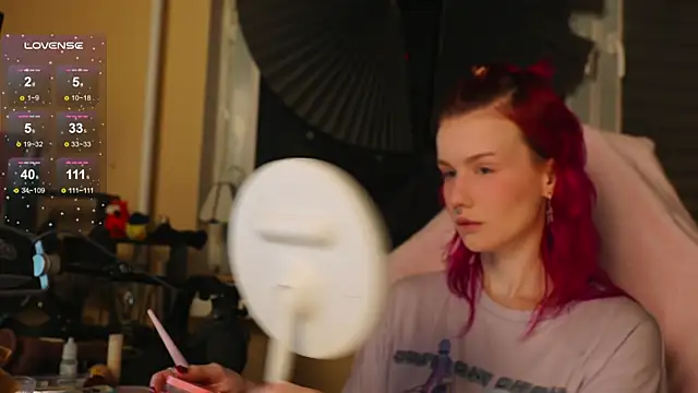 Snapshot of BlueCherryy chatting on November 18, 8:02 pm BlueCherryy online show from November 18, 8:02 pm