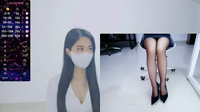 Snapshot of tt50256 chatting on March 21, 1:01 pm tt50256 online show from March 21, 1:01 pm