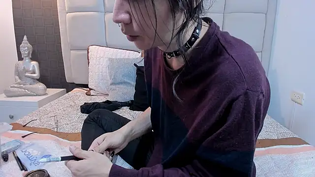 Hecatee 77 online show from February 3, 7:21 pm