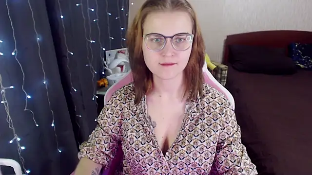 MissBrightShine online show from January 29, 9:55 am