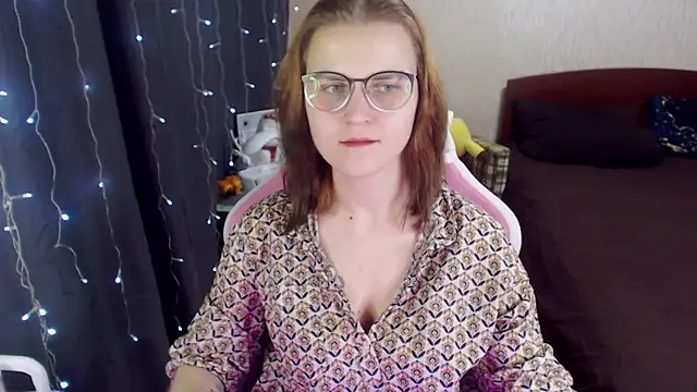 MissBrightShine online show from January 29, 12:56 pm