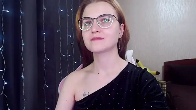 MissBrightShine online show from February 15, 4:12 pm