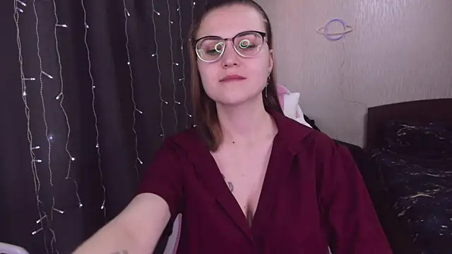 MissBrightShine online show from February 20, 1:08 pm