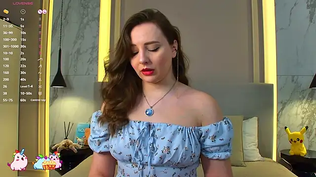 Snapshot of maltii_evans chatting on February 8, 5:18 am maltii evans online show from February 8, 5:18 am