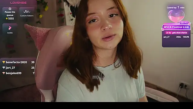 Snapshot of molly_russell chatting on February 20, 7:30 pm molly russell online show from February 20, 7:30 pm