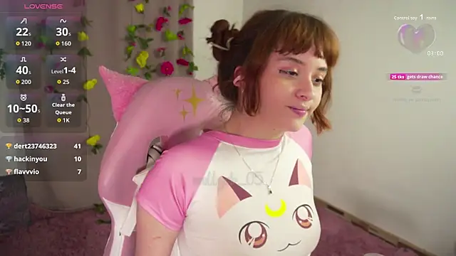 Snapshot of molly_russell chatting on October 31, 4:02 am molly russell online show from October 31, 4:02 am