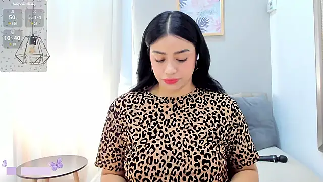 Paula Desousa online show from February 22, 7:36 pm