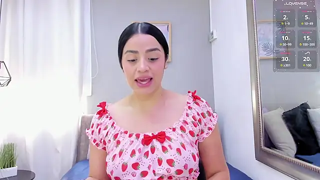 Paula Desousa online show from September 16, 5:36 pm