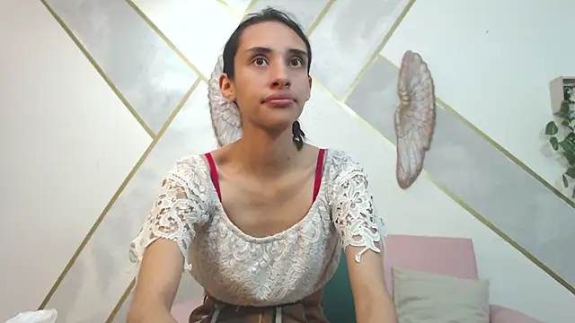 RoxanaCyrano  online show from February 18, 7:41 pm