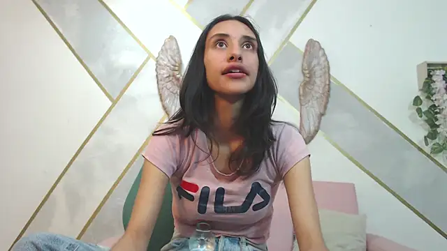 RoxanaCyrano  online show from February 20, 6:57 pm