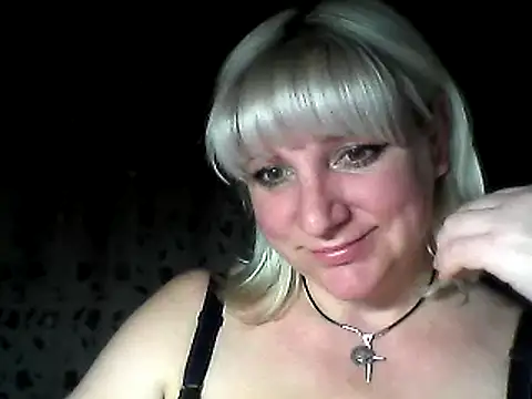 MeilomaWesa online show from March 1, 8:53 pm