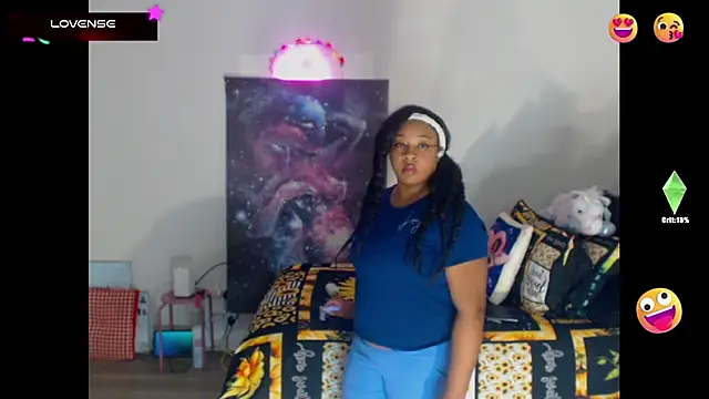 Snapshot of temptressbeauty24 chatting on February 13, 11:37 pm temptressbeauty24 online show from February 13, 11:37 pm