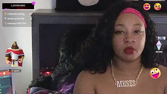 Snapshot of temptressbeauty24 chatting on March 15, 6:25 am temptressbeauty24 online show from March 15, 6:25 am