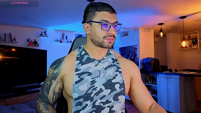 Michael Diamond online show from September 16, 2:45 am