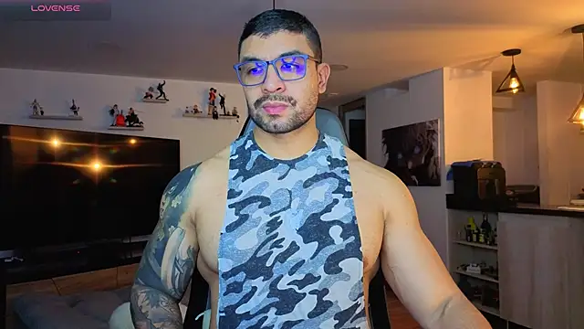 Michael Diamond online show from November 4, 2:10 am