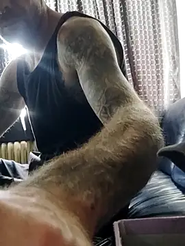 Snapshot of PIercingBoy38 chatting on September 27, 9:58 am PIercingBoy38 online show from September 27, 9:58 am