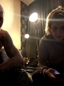 Snapshot of PIercingBoy38 chatting on December 14, 6:45 pm PIercingBoy38 online show from December 14, 6:45 pm