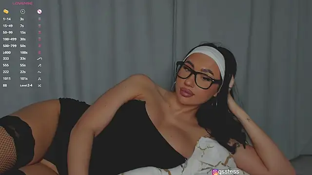 qsstess online show from December 16, 8:26 pm