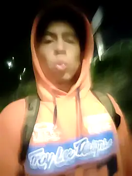 Snapshot of Alexander9827 chatting on December 19, 11:57 pm Alexander9827 online show from December 19, 11:57 pm