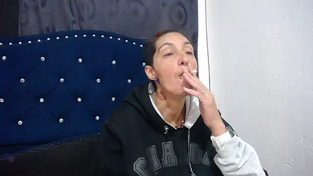 Snapshot of anyu1306 chatting on December 17, 6:13 am anyu1306 online show from December 17, 6:13 am