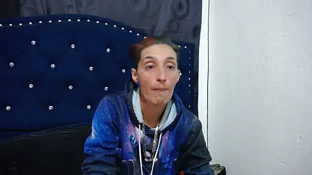 Snapshot of anyu1306 chatting on February 23, 5:45 am anyu1306 online show from February 23, 5:45 am