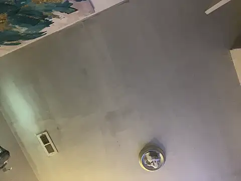 LawrenceBanques online show from January 3, 9:26 pm