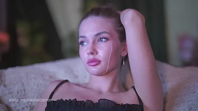 Snapshot of house_of_dragon chatting on March 2, 2:10 pm house of dragon online show from March 2, 2:10 pm