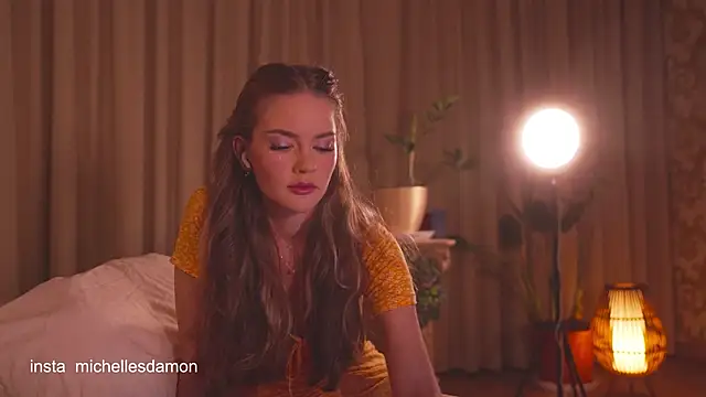 Snapshot of house_of_dragon chatting on December 14, 10:47 pm house of dragon online show from December 14, 10:47 pm