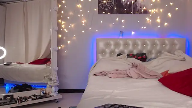 ExoticaGirl online show from December 30, 1:36 pm