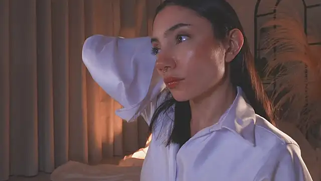 Snapshot of AmyArmstrong chatting on October 3, 1:35 am AmyArmstrong online show from October 3, 1:35 am