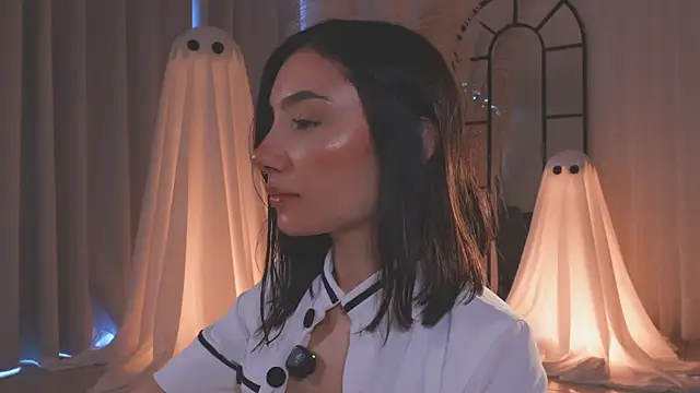 Snapshot of AmyArmstrong chatting on October 18, 9:04 pm AmyArmstrong online show from October 18, 9:04 pm