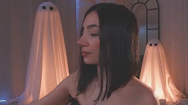 Snapshot of AmyArmstrong chatting on October 19, 2:18 pm AmyArmstrong online show from October 19, 2:18 pm