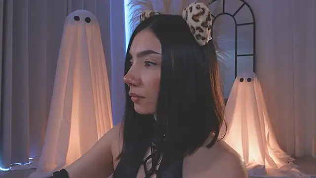 Snapshot of AmyArmstrong chatting on October 22, 3:01 pm AmyArmstrong online show from October 22, 3:01 pm