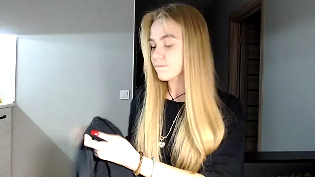 Sunbeam  online show from December 5, 11:07 pm