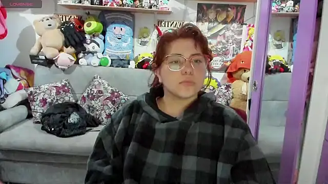 soficammy online show from January 27, 1:05 am