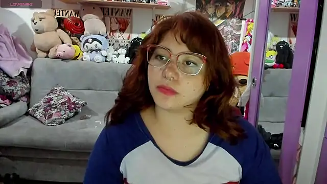 soficammy online show from February 6, 10:10 pm