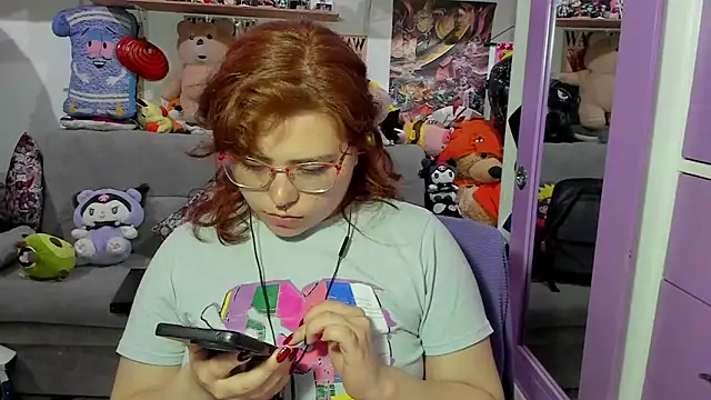 soficammy online show from March 12, 3:35 am