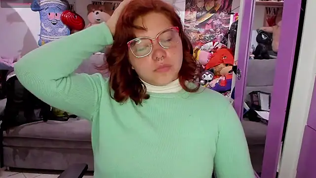 soficammy online show from March 14, 1:48 am