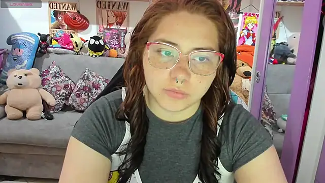 soficammy online show from September 15, 9:04 pm