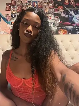 mismialove online show from December 30, 8:32 am