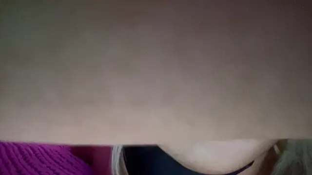 Snapshot of Fitnessbabe69 chatting on November 14, 7:29 am Fitnessbabe69 online show from November 14, 7:29 am